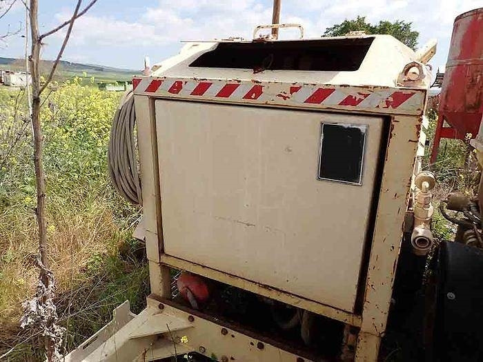 Normet NORTSTREAMER 30V - Hinattava betonipumppu: kuva Normet NORTSTREAMER 30V - Hinattava betonipumppu Normet NORTSTREAMER 30V - Hinattava betonipumppu: kuva Normet NORTSTREAMER 30V - Hinattava betonipumppu