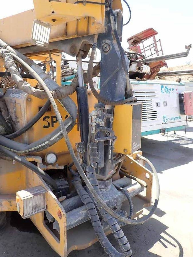 Putzmeister SPM4210 - Betonikone: kuva Putzmeister SPM4210 - Betonikone Putzmeister SPM4210 - Betonikone: kuva Putzmeister SPM4210 - Betonikone