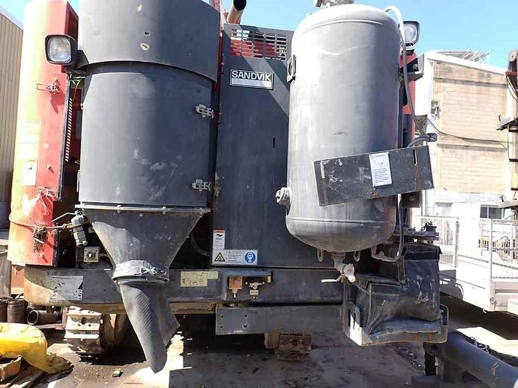 Sandvik DX800 - Porakone: kuva Sandvik DX800 - Porakone Sandvik DX800 - Porakone: kuva Sandvik DX800 - Porakone