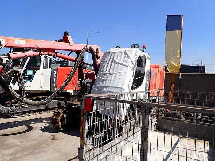 Sandvik DX800 - Porakone: kuva Sandvik DX800 - Porakone Sandvik DX800 - Porakone: kuva Sandvik DX800 - Porakone
