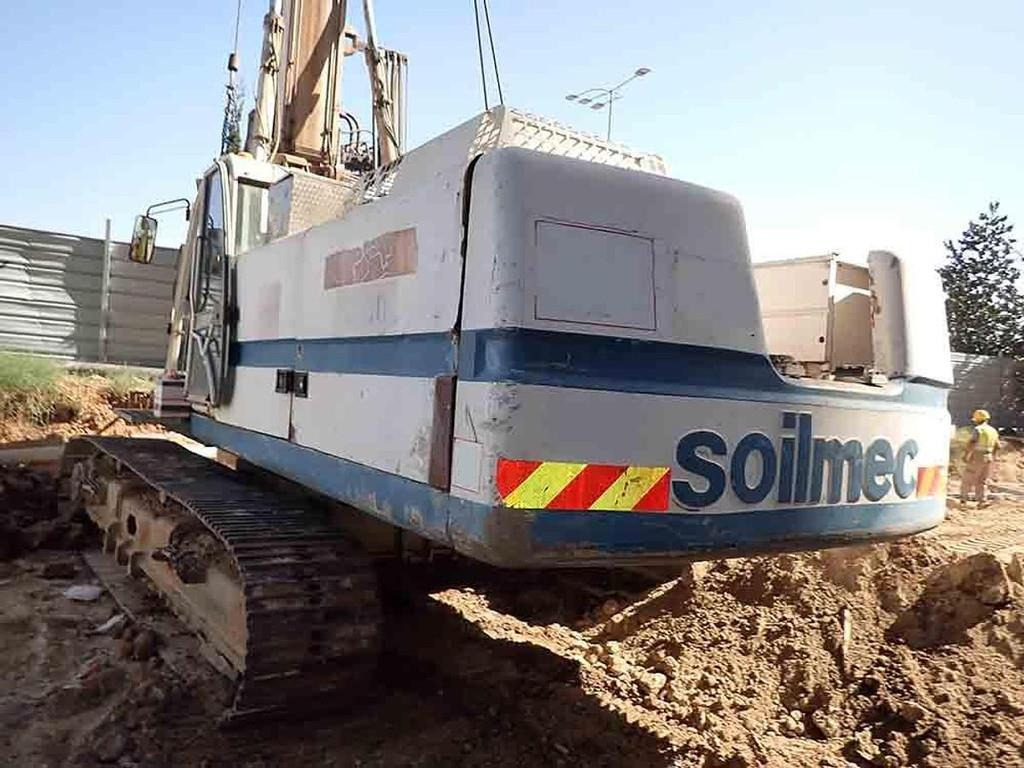 Soilmec SR30 - Porakone: kuva Soilmec SR30 - Porakone Soilmec SR30 - Porakone: kuva Soilmec SR30 - Porakone