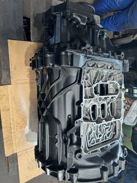 ZF 12TX2210 TD - Vaihdelaatikko - Kuorma-auto: kuva ZF 12TX2210 TD - Vaihdelaatikko - Kuorma-auto ZF 12TX2210 TD - Vaihdelaatikko - Kuorma-auto: kuva ZF 12TX2210 TD - Vaihdelaatikko - Kuorma-auto