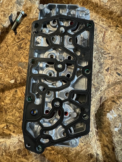 ZF Ventilblock TRAXON Getriebe 0501330550 - Vaihdelaatikko ja osat - Kuorma-auto: kuva ZF Ventilblock TRAXON Getriebe 0501330550 - Vaihdelaatikko ja osat - Kuorma-auto ZF Ventilblock TRAXON Getriebe 0501330550 - Vaihdelaatikko ja osat - Kuorma-auto: kuva ZF Ventilblock TRAXON Getriebe 0501330550 - Vaihdelaatikko ja osat - Kuorma-auto