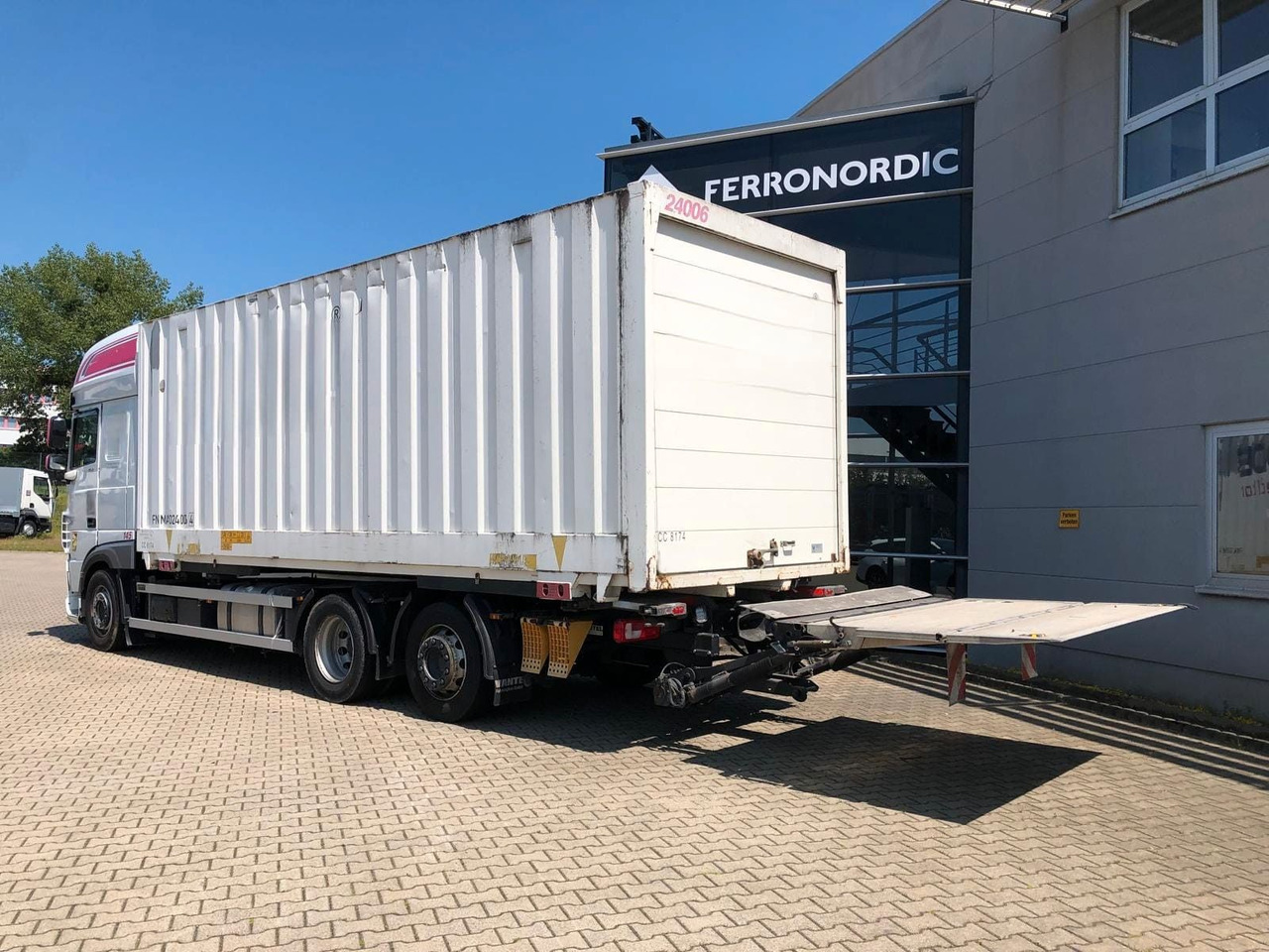 DAF XF450 SSC Lenk/Lift*LBW*AHK*Standklima - Umpikori kuorma-auto: kuva DAF XF450 SSC Lenk/Lift*LBW*AHK*Standklima - Umpikori kuorma-auto DAF XF450 SSC Lenk/Lift*LBW*AHK*Standklima - Umpikori kuorma-auto: kuva DAF XF450 SSC Lenk/Lift*LBW*AHK*Standklima - Umpikori kuorma-auto
