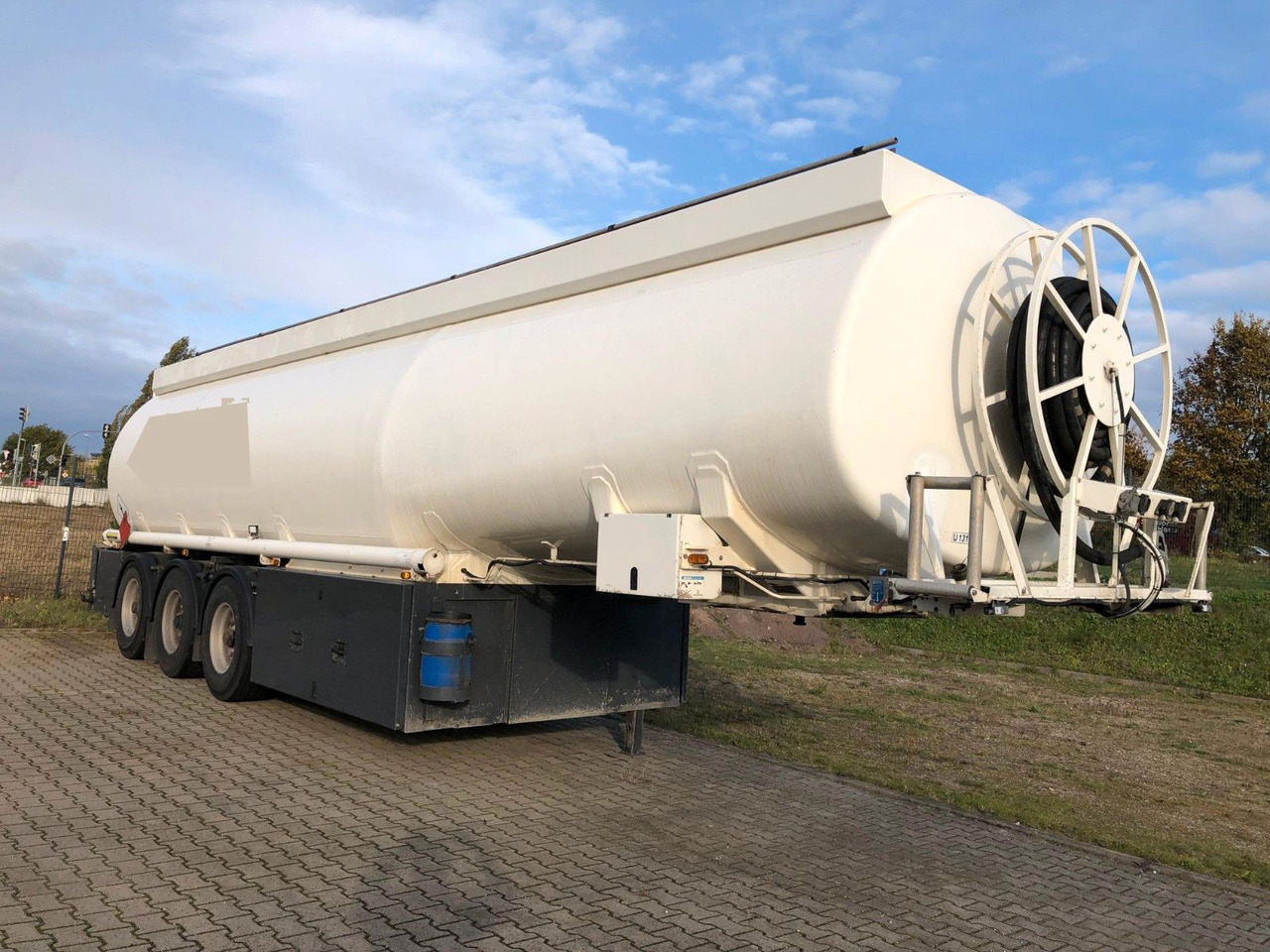 ROHR TAL-A-ZE 4Kammern*ADR*BENZIN*DIESEL*HEIZÖL - Säiliöpuoliperävaunu: kuva ROHR TAL-A-ZE 4Kammern*ADR*BENZIN*DIESEL*HEIZÖL - Säiliöpuoliperävaunu ROHR TAL-A-ZE 4Kammern*ADR*BENZIN*DIESEL*HEIZÖL - Säiliöpuoliperävaunu: kuva ROHR TAL-A-ZE 4Kammern*ADR*BENZIN*DIESEL*HEIZÖL - Säiliöpuoliperävaunu