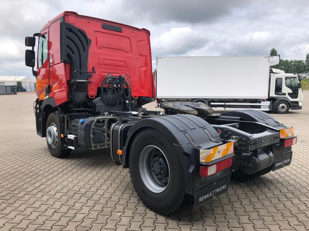 Renault C480 Evo Kipphydraulik*AP Achsen - Vetopöytäauto: kuva Renault C480 Evo Kipphydraulik*AP Achsen - Vetopöytäauto Renault C480 Evo Kipphydraulik*AP Achsen - Vetopöytäauto: kuva Renault C480 Evo Kipphydraulik*AP Achsen - Vetopöytäauto