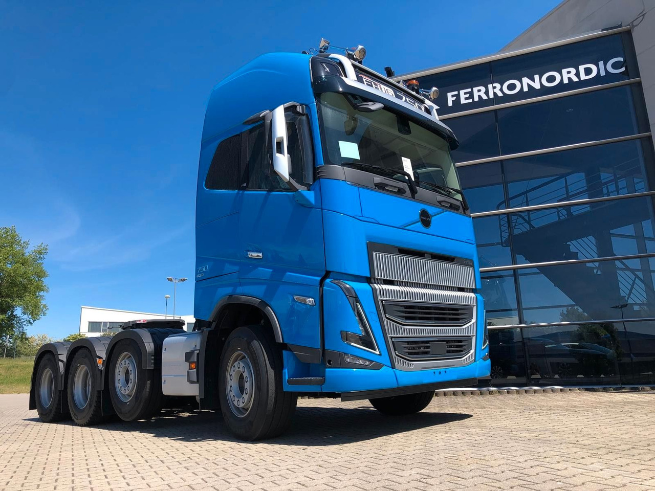 Volvo FH16 750 XL 8x4 Tridem*100T*Kriechgänge*Retarder Volvo FH16 750 XL 8x4 Tridem*100T*Kriechgänge*Retarder - Vetopöytäauto: kuva Volvo FH16 750 XL 8x4 Tridem*100T*Kriechgänge*Retarder Volvo FH16 750 XL 8x4 Tridem*100T*Kriechgänge*Retarder - Vetopöytäauto Volvo FH16 750 XL 8x4 Tridem*100T*Kriechgänge*Retarder Volvo FH16 750 XL 8x4 Tridem*100T*Kriechgänge*Retarder - Vetopöytäauto: kuva Volvo FH16 750 XL 8x4 Tridem*100T*Kriechgänge*Retarder Volvo FH16 750 XL 8x4 Tridem*100T*Kriechgänge*Retarder - Vetopöytäauto
