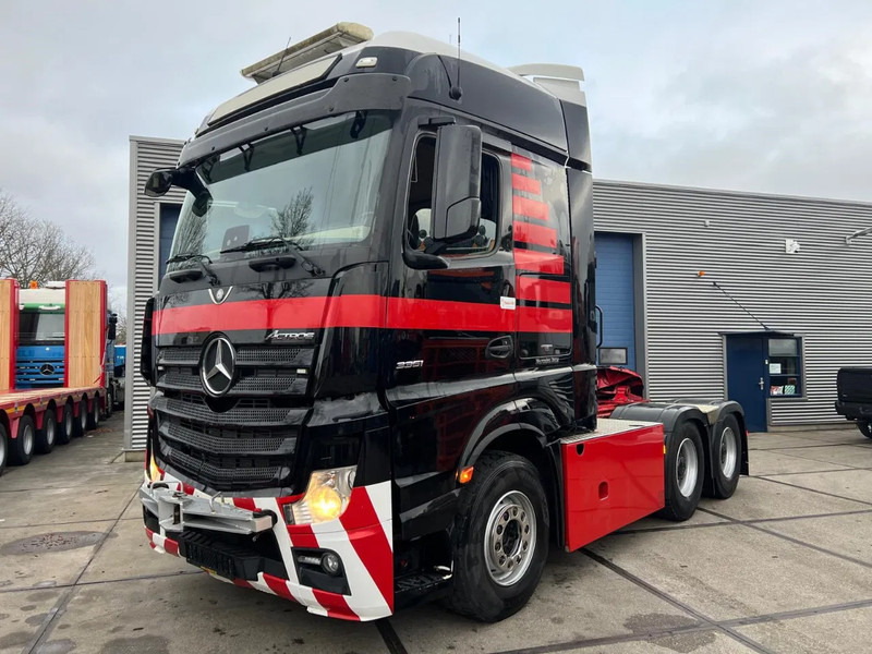 Mercedes-Benz Actros 3351 LS 6x4 - Vetopöytäauto: kuva Mercedes-Benz Actros 3351 LS 6x4 - Vetopöytäauto Mercedes-Benz Actros 3351 LS 6x4 - Vetopöytäauto: kuva Mercedes-Benz Actros 3351 LS 6x4 - Vetopöytäauto