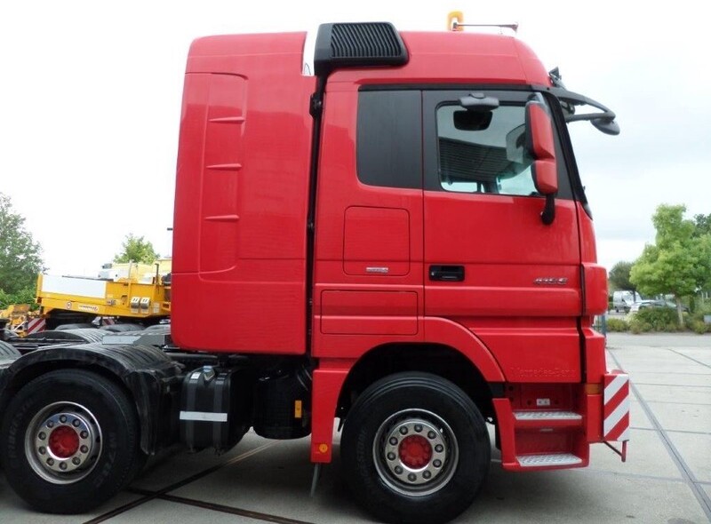 Mercedes-Benz Actros 4165 8x4 Heavy Haulage Tractor - Vetopöytäauto: kuva Mercedes-Benz Actros 4165 8x4 Heavy Haulage Tractor - Vetopöytäauto Mercedes-Benz Actros 4165 8x4 Heavy Haulage Tractor - Vetopöytäauto: kuva Mercedes-Benz Actros 4165 8x4 Heavy Haulage Tractor - Vetopöytäauto