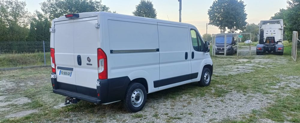 Fiat Ducato - Pieni pakettiauto: kuva Fiat Ducato - Pieni pakettiauto Fiat Ducato - Pieni pakettiauto: kuva Fiat Ducato - Pieni pakettiauto