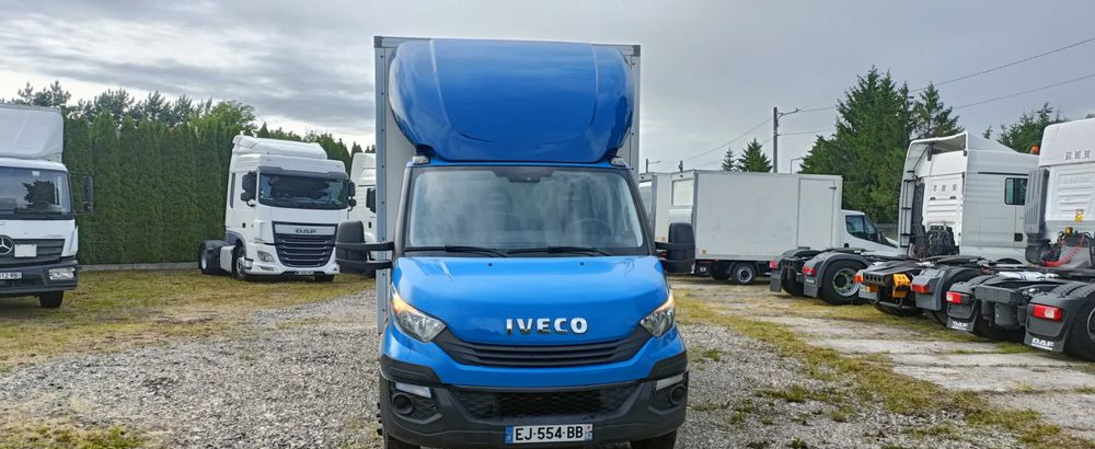 Iveco Daily 70C18 - Umpikori kuorma-auto: kuva Iveco Daily 70C18 - Umpikori kuorma-auto Iveco Daily 70C18 - Umpikori kuorma-auto: kuva Iveco Daily 70C18 - Umpikori kuorma-auto