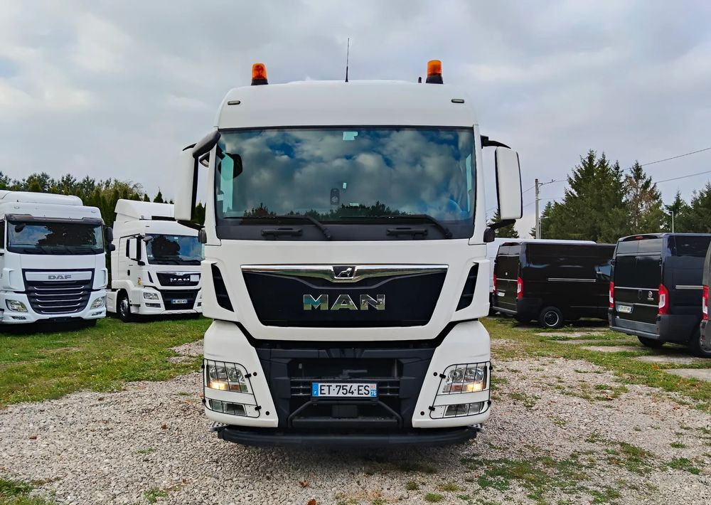 MAN TGX - Vetopöytäauto: kuva MAN TGX - Vetopöytäauto MAN TGX - Vetopöytäauto: kuva MAN TGX - Vetopöytäauto