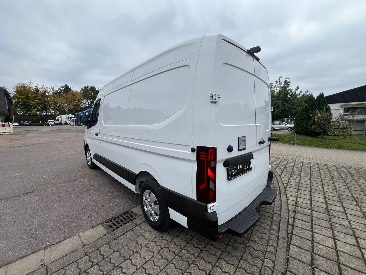 Renault MASTER L2H2 ELEKTRO - Pakettiauto, Sähköpakettiauto: kuva Renault MASTER L2H2 ELEKTRO - Pakettiauto, Sähköpakettiauto Renault MASTER L2H2 ELEKTRO - Pakettiauto, Sähköpakettiauto: kuva Renault MASTER L2H2 ELEKTRO - Pakettiauto, Sähköpakettiauto
