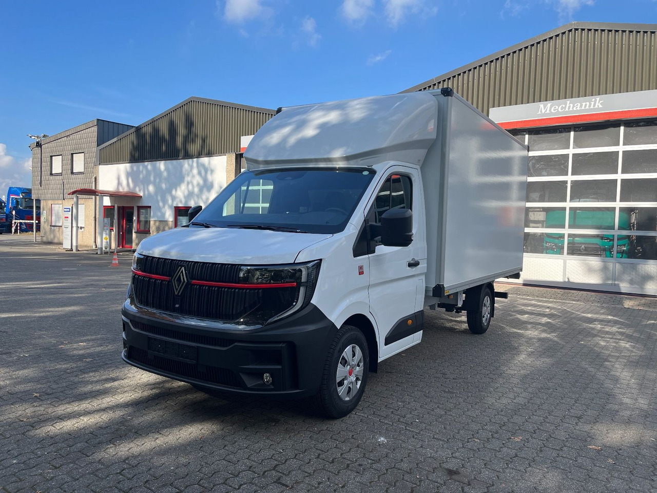 Renault MASTER MIT HUMBAUR KOFFERAUFBAU - Jakeluauto: kuva Renault MASTER MIT HUMBAUR KOFFERAUFBAU - Jakeluauto Renault MASTER MIT HUMBAUR KOFFERAUFBAU - Jakeluauto: kuva Renault MASTER MIT HUMBAUR KOFFERAUFBAU - Jakeluauto