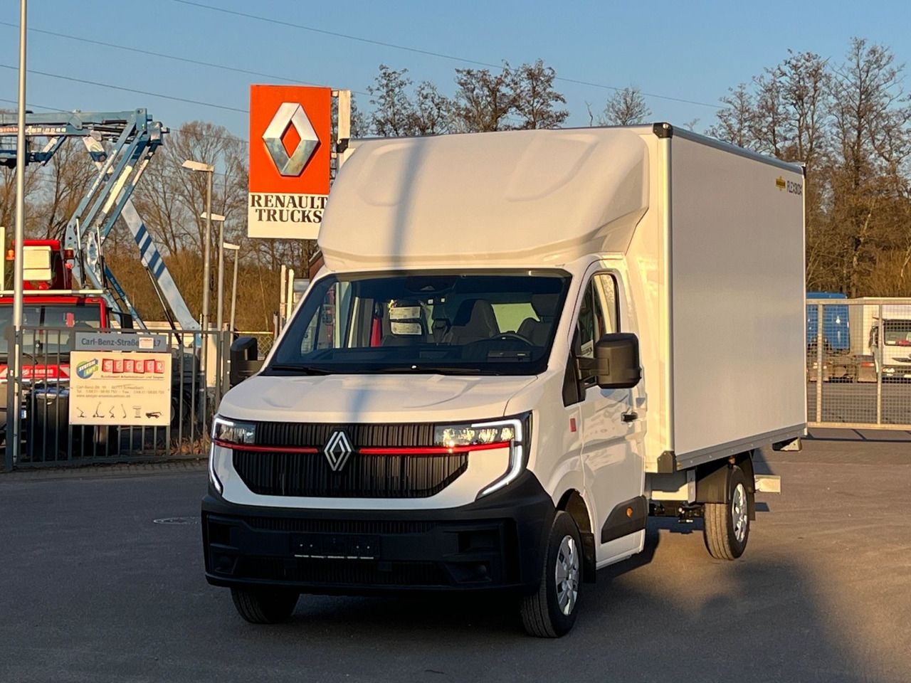 Renault Master L3 Kofferaufbau LBW / Seitentür - Jakeluauto: kuva Renault Master L3 Kofferaufbau LBW / Seitentür - Jakeluauto Renault Master L3 Kofferaufbau LBW / Seitentür - Jakeluauto: kuva Renault Master L3 Kofferaufbau LBW / Seitentür - Jakeluauto