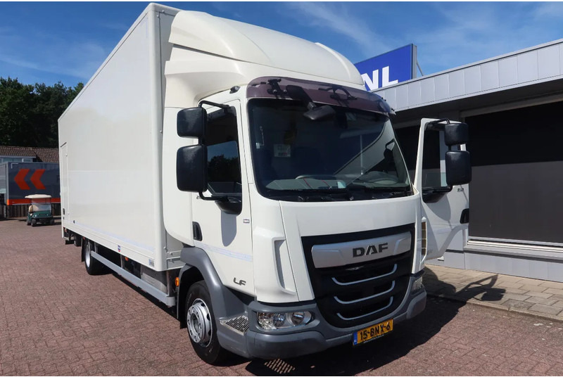 DAF LF 210 Bakwagen + DHollandia 2000 kg - Umpikori kuorma-auto: kuva DAF LF 210 Bakwagen + DHollandia 2000 kg - Umpikori kuorma-auto DAF LF 210 Bakwagen + DHollandia 2000 kg - Umpikori kuorma-auto: kuva DAF LF 210 Bakwagen + DHollandia 2000 kg - Umpikori kuorma-auto