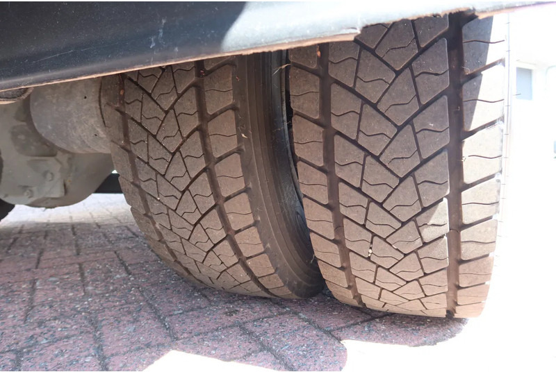 DAF LF 230 Bak+Klep Dhollandia 1500 kg Euro 6 - Umpikori kuorma-auto: kuva DAF LF 230 Bak+Klep Dhollandia 1500 kg Euro 6 - Umpikori kuorma-auto DAF LF 230 Bak+Klep Dhollandia 1500 kg Euro 6 - Umpikori kuorma-auto: kuva DAF LF 230 Bak+Klep Dhollandia 1500 kg Euro 6 - Umpikori kuorma-auto