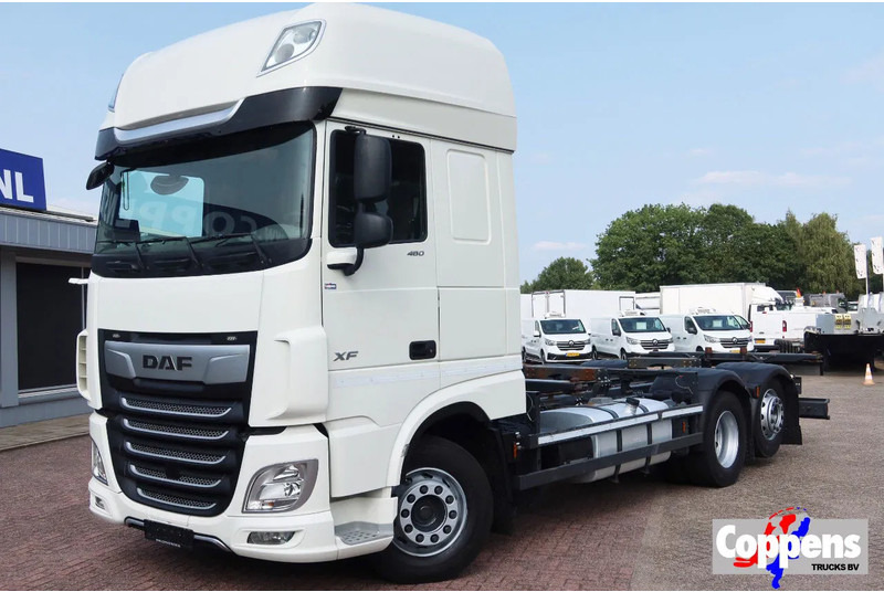 DAF XF 106.480 BDF Super Space CAb 6X2 FAN - Kuorma-auto alusta: kuva DAF XF 106.480 BDF Super Space CAb 6X2 FAN - Kuorma-auto alusta DAF XF 106.480 BDF Super Space CAb 6X2 FAN - Kuorma-auto alusta: kuva DAF XF 106.480 BDF Super Space CAb 6X2 FAN - Kuorma-auto alusta