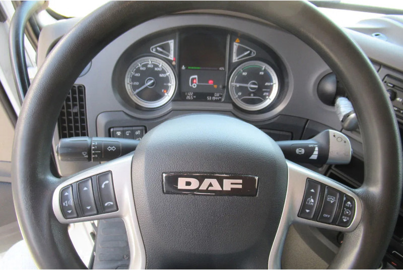 Konttialus/ Vaihtokuormatilat kuorma-auto DAF XF 450 FAR BDF Systeem: kuva Konttialus/ Vaihtokuormatilat kuorma-auto DAF XF 450 FAR BDF Systeem