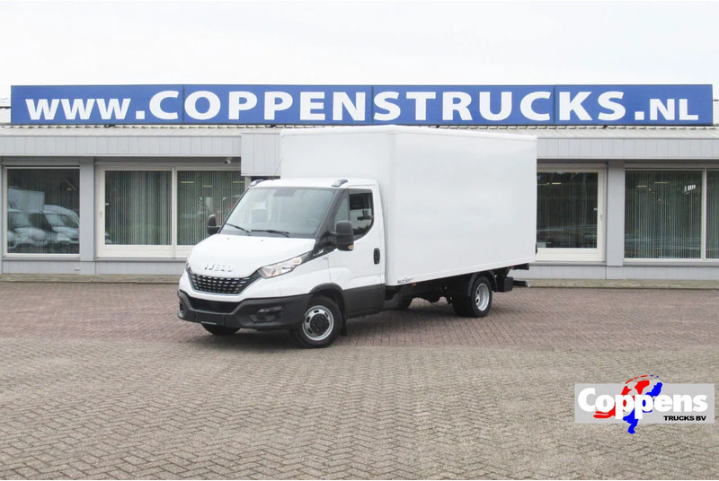 Iveco Daily 35C16 Bak+Klep Automaat Laadklep Airco Camera - Jakeluauto: kuva Iveco Daily 35C16 Bak+Klep Automaat Laadklep Airco Camera - Jakeluauto Iveco Daily 35C16 Bak+Klep Automaat Laadklep Airco Camera - Jakeluauto: kuva Iveco Daily 35C16 Bak+Klep Automaat Laadklep Airco Camera - Jakeluauto