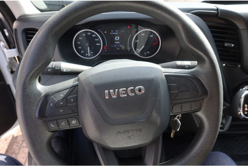 Iveco Daily 35S16 Iveco 35S16 L3/H2 Koel/Vries/ verwarmen Carrier Xarios 350 + 220 volt nacht aansluiting - Kylmäauto: kuva Iveco Daily 35S16 Iveco 35S16 L3/H2 Koel/Vries/ verwarmen Carrier Xarios 350 + 220 volt nacht aansluiting - Kylmäauto Iveco Daily 35S16 Iveco 35S16 L3/H2 Koel/Vries/ verwarmen Carrier Xarios 350 + 220 volt nacht aansluiting - Kylmäauto: kuva Iveco Daily 35S16 Iveco 35S16 L3/H2 Koel/Vries/ verwarmen Carrier Xarios 350 + 220 volt nacht aansluiting - Kylmäauto
