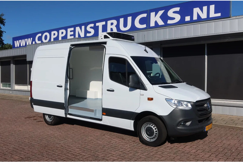 Mercedes-Benz 317CDI 317 CDI L2/H2 Automaat - Kylmäauto: kuva Mercedes-Benz 317CDI 317 CDI L2/H2 Automaat - Kylmäauto Mercedes-Benz 317CDI 317 CDI L2/H2 Automaat - Kylmäauto: kuva Mercedes-Benz 317CDI 317 CDI L2/H2 Automaat - Kylmäauto