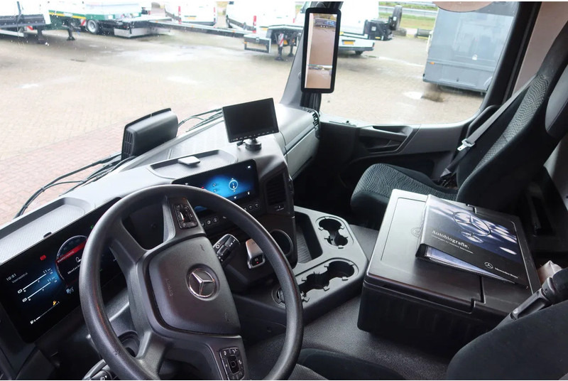 Mercedes-Benz Actros 1830 Bak + Dhollandia klep 2000 KG + rolstops. - Umpikori kuorma-auto: kuva Mercedes-Benz Actros 1830 Bak + Dhollandia klep 2000 KG + rolstops. - Umpikori kuorma-auto Mercedes-Benz Actros 1830 Bak + Dhollandia klep 2000 KG + rolstops. - Umpikori kuorma-auto: kuva Mercedes-Benz Actros 1830 Bak + Dhollandia klep 2000 KG + rolstops. - Umpikori kuorma-auto