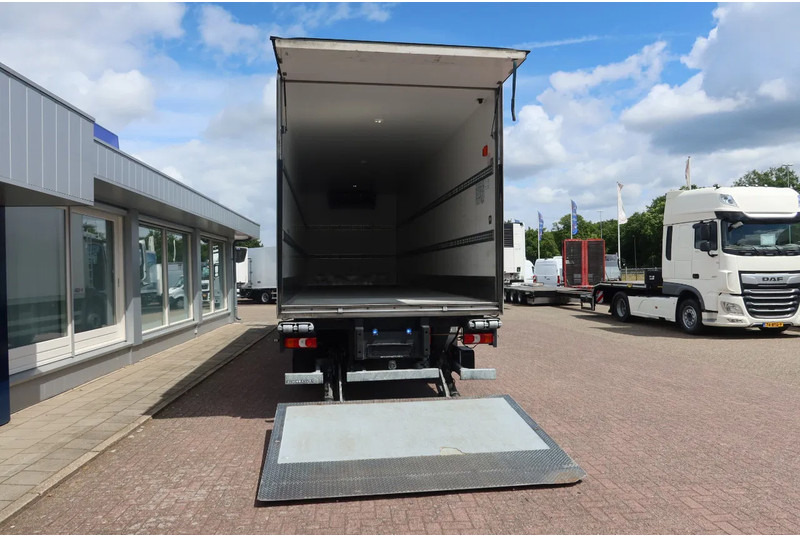 Mercedes-Benz Actros 2530 L Koel/Vries + Laadklep DHollandia 2500kg - Refrigeraattori kuorma-auto: kuva Mercedes-Benz Actros 2530 L Koel/Vries + Laadklep DHollandia 2500kg - Refrigeraattori kuorma-auto Mercedes-Benz Actros 2530 L Koel/Vries + Laadklep DHollandia 2500kg - Refrigeraattori kuorma-auto: kuva Mercedes-Benz Actros 2530 L Koel/Vries + Laadklep DHollandia 2500kg - Refrigeraattori kuorma-auto