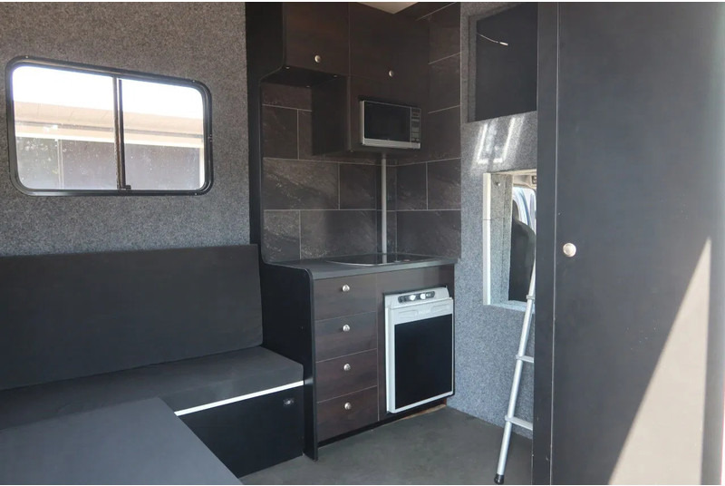 Mercedes-Benz Atego 816 L 3 Paarden/4 Ponies Nieuwe APK + nieuwe accu. - Hevosauto: kuva Mercedes-Benz Atego 816 L 3 Paarden/4 Ponies Nieuwe APK + nieuwe accu. - Hevosauto Mercedes-Benz Atego 816 L 3 Paarden/4 Ponies Nieuwe APK + nieuwe accu. - Hevosauto: kuva Mercedes-Benz Atego 816 L 3 Paarden/4 Ponies Nieuwe APK + nieuwe accu. - Hevosauto