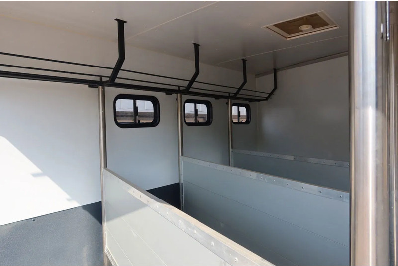 Mercedes-Benz Atego 816 L 3 Paarden/4 Ponies Nieuwe APK + nieuwe accu. - Hevosauto: kuva Mercedes-Benz Atego 816 L 3 Paarden/4 Ponies Nieuwe APK + nieuwe accu. - Hevosauto Mercedes-Benz Atego 816 L 3 Paarden/4 Ponies Nieuwe APK + nieuwe accu. - Hevosauto: kuva Mercedes-Benz Atego 816 L 3 Paarden/4 Ponies Nieuwe APK + nieuwe accu. - Hevosauto