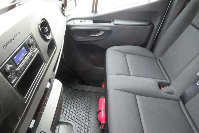 Mercedes-Benz Sprinter 314 CDI Koel/Vries/ verwarmen 220 volt nachtaansluiting - Kylmäauto: kuva Mercedes-Benz Sprinter 314 CDI Koel/Vries/ verwarmen 220 volt nachtaansluiting - Kylmäauto Mercedes-Benz Sprinter 314 CDI Koel/Vries/ verwarmen 220 volt nachtaansluiting - Kylmäauto: kuva Mercedes-Benz Sprinter 314 CDI Koel/Vries/ verwarmen 220 volt nachtaansluiting - Kylmäauto