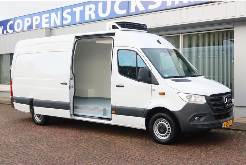 Mercedes-Benz Sprinter 315 CDI Carrier Xarios 350 Koel/vries/verwamen + nacht aansluiting 220 volt. - Kylmäauto: kuva Mercedes-Benz Sprinter 315 CDI Carrier Xarios 350 Koel/vries/verwamen + nacht aansluiting 220 volt. - Kylmäauto Mercedes-Benz Sprinter 315 CDI Carrier Xarios 350 Koel/vries/verwamen + nacht aansluiting 220 volt. - Kylmäauto: kuva Mercedes-Benz Sprinter 315 CDI Carrier Xarios 350 Koel/vries/verwamen + nacht aansluiting 220 volt. - Kylmäauto
