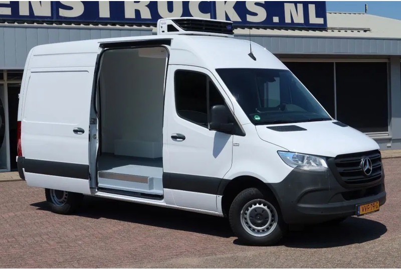 Mercedes-Benz Sprinter 315 CDI Koel/Vries/Verwarmen Carrier Xarios 350 - Kylmäauto: kuva Mercedes-Benz Sprinter 315 CDI Koel/Vries/Verwarmen Carrier Xarios 350 - Kylmäauto Mercedes-Benz Sprinter 315 CDI Koel/Vries/Verwarmen Carrier Xarios 350 - Kylmäauto: kuva Mercedes-Benz Sprinter 315 CDI Koel/Vries/Verwarmen Carrier Xarios 350 - Kylmäauto