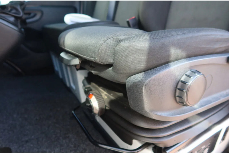 Mercedes-Benz Sprinter 516 CDI Koel/Vries + Dhollandia Klep 750 kg Carrier 300 Xarios Dag + nacht 220 Volt - Kylmäauto: kuva Mercedes-Benz Sprinter 516 CDI Koel/Vries + Dhollandia Klep 750 kg Carrier 300 Xarios Dag + nacht 220 Volt - Kylmäauto Mercedes-Benz Sprinter 516 CDI Koel/Vries + Dhollandia Klep 750 kg Carrier 300 Xarios Dag + nacht 220 Volt - Kylmäauto: kuva Mercedes-Benz Sprinter 516 CDI Koel/Vries + Dhollandia Klep 750 kg Carrier 300 Xarios Dag + nacht 220 Volt - Kylmäauto