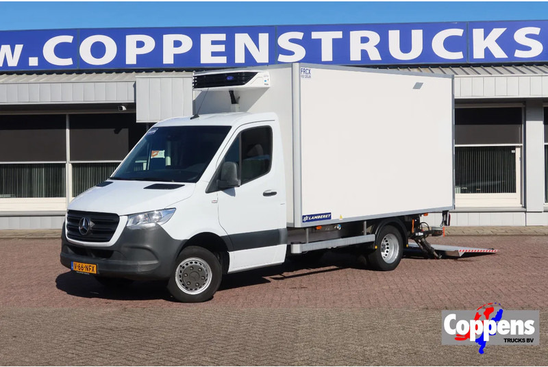 Mercedes-Benz Sprinter 516 CDI Koel/Vries + Dhollandia Klep 750 kg Carrier 300 Xarios Dag + nacht 220 Volt - Kylmäauto: kuva Mercedes-Benz Sprinter 516 CDI Koel/Vries + Dhollandia Klep 750 kg Carrier 300 Xarios Dag + nacht 220 Volt - Kylmäauto Mercedes-Benz Sprinter 516 CDI Koel/Vries + Dhollandia Klep 750 kg Carrier 300 Xarios Dag + nacht 220 Volt - Kylmäauto: kuva Mercedes-Benz Sprinter 516 CDI Koel/Vries + Dhollandia Klep 750 kg Carrier 300 Xarios Dag + nacht 220 Volt - Kylmäauto