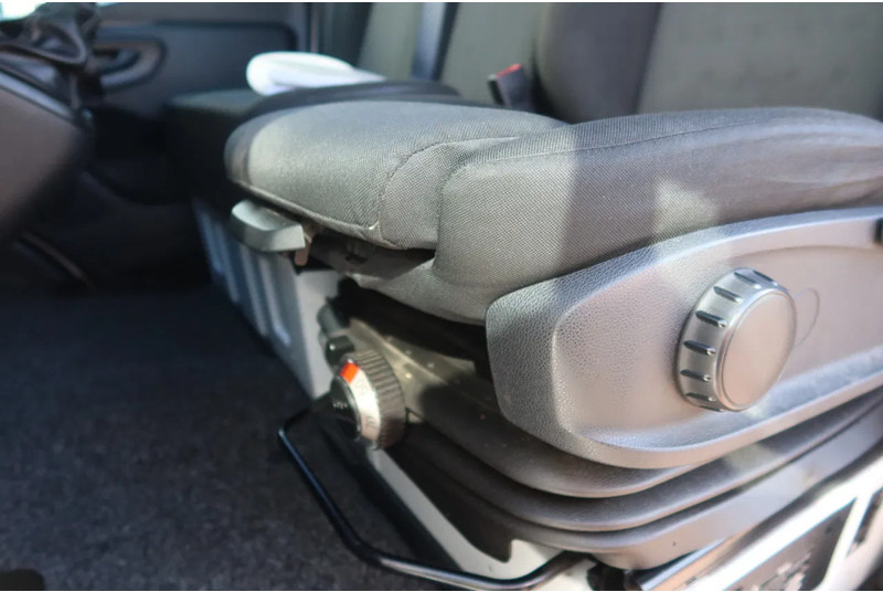 Mercedes-Benz Sprinter 516 CDI Koel/Vries + Dhollandia Klep 750 kg Carrier 300 Xarios Dag + nacht 220 Volt - Kylmäauto: kuva Mercedes-Benz Sprinter 516 CDI Koel/Vries + Dhollandia Klep 750 kg Carrier 300 Xarios Dag + nacht 220 Volt - Kylmäauto Mercedes-Benz Sprinter 516 CDI Koel/Vries + Dhollandia Klep 750 kg Carrier 300 Xarios Dag + nacht 220 Volt - Kylmäauto: kuva Mercedes-Benz Sprinter 516 CDI Koel/Vries + Dhollandia Klep 750 kg Carrier 300 Xarios Dag + nacht 220 Volt - Kylmäauto