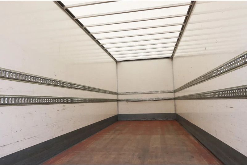 Scania P280 4x2 Bak + Dhollandia Klep 2000 KG - Umpikori kuorma-auto: kuva Scania P280 4x2 Bak + Dhollandia Klep 2000 KG - Umpikori kuorma-auto Scania P280 4x2 Bak + Dhollandia Klep 2000 KG - Umpikori kuorma-auto: kuva Scania P280 4x2 Bak + Dhollandia Klep 2000 KG - Umpikori kuorma-auto