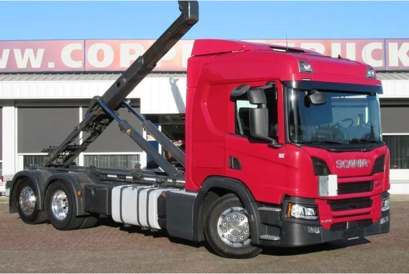 Scania P450 6x2 Euro 6 - Koukkulava kuorma-auto: kuva Scania P450 6x2 Euro 6 - Koukkulava kuorma-auto Scania P450 6x2 Euro 6 - Koukkulava kuorma-auto: kuva Scania P450 6x2 Euro 6 - Koukkulava kuorma-auto