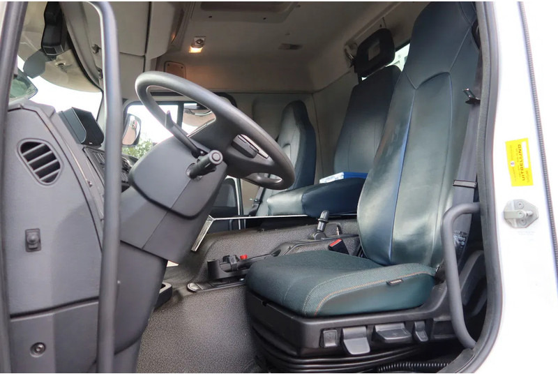 Volvo FE FE 320 6x2 Portaal VDL Systeem - Kuorma-auto - vaijerivaihtolava: kuva Volvo FE FE 320 6x2 Portaal VDL Systeem - Kuorma-auto - vaijerivaihtolava Volvo FE FE 320 6x2 Portaal VDL Systeem - Kuorma-auto - vaijerivaihtolava: kuva Volvo FE FE 320 6x2 Portaal VDL Systeem - Kuorma-auto - vaijerivaihtolava