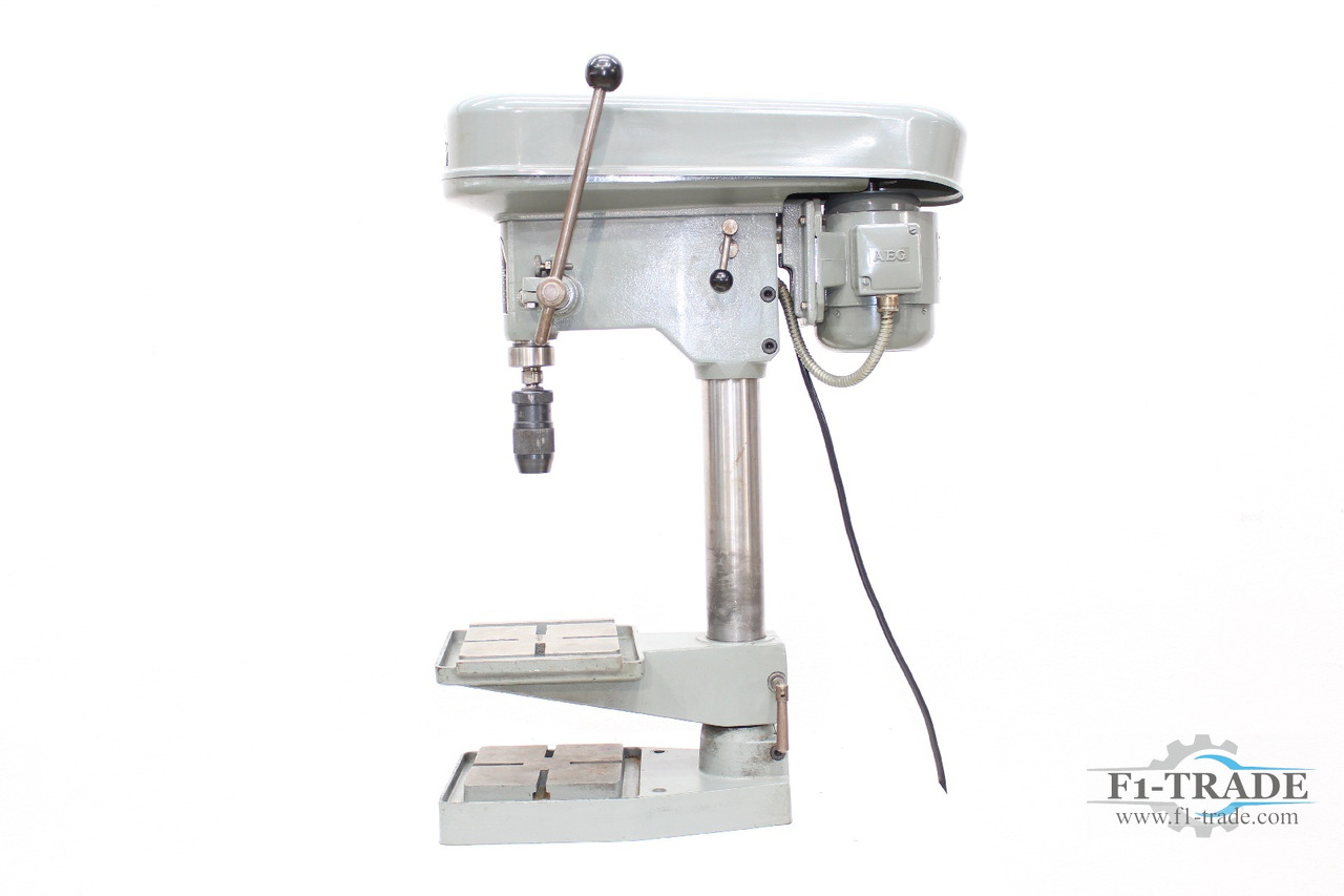 IXION BST 13 - Pylväsporakone: kuva IXION BST 13 - Pylväsporakone IXION BST 13 - Pylväsporakone: kuva IXION BST 13 - Pylväsporakone