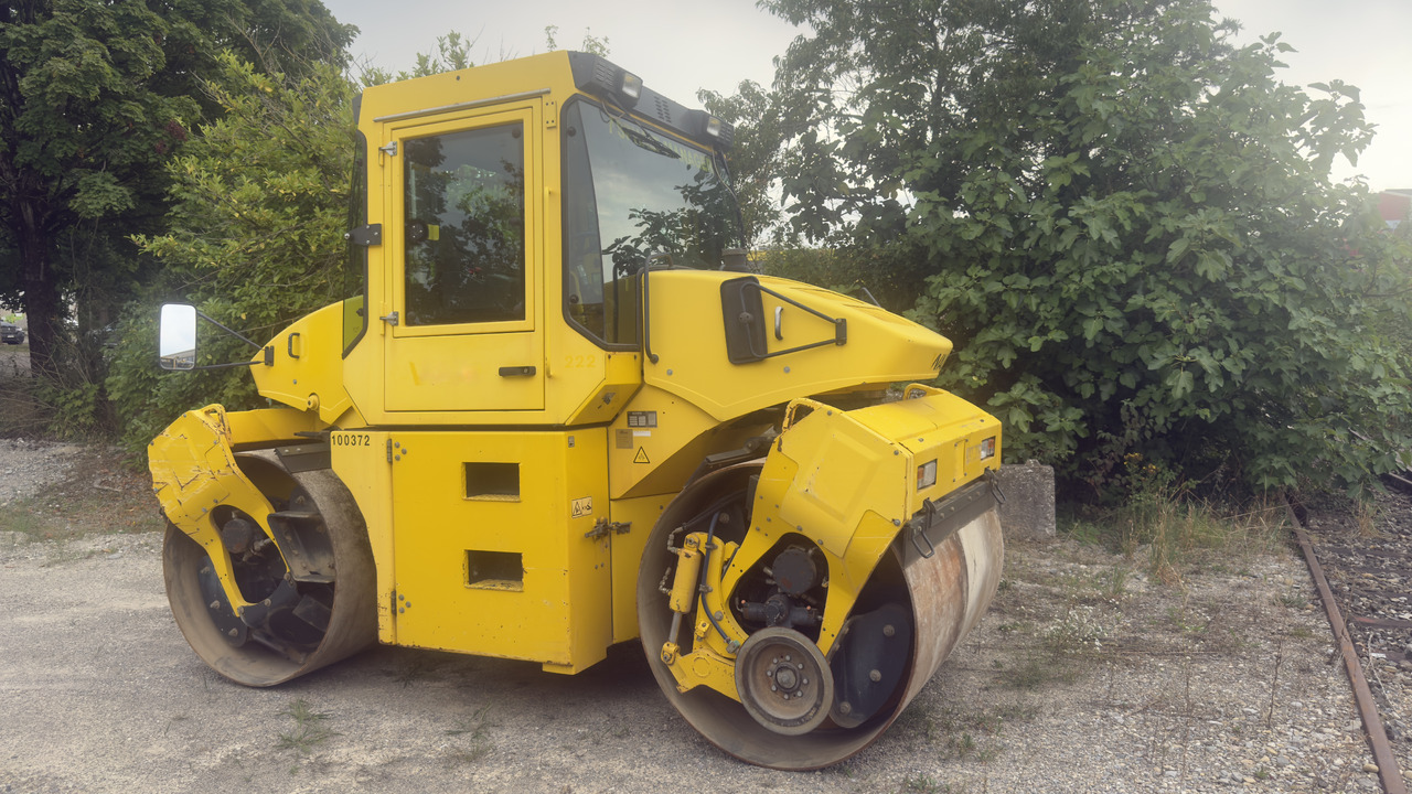 BOMAG BW174AD - Jyrä: kuva BOMAG BW174AD - Jyrä BOMAG BW174AD - Jyrä: kuva BOMAG BW174AD - Jyrä