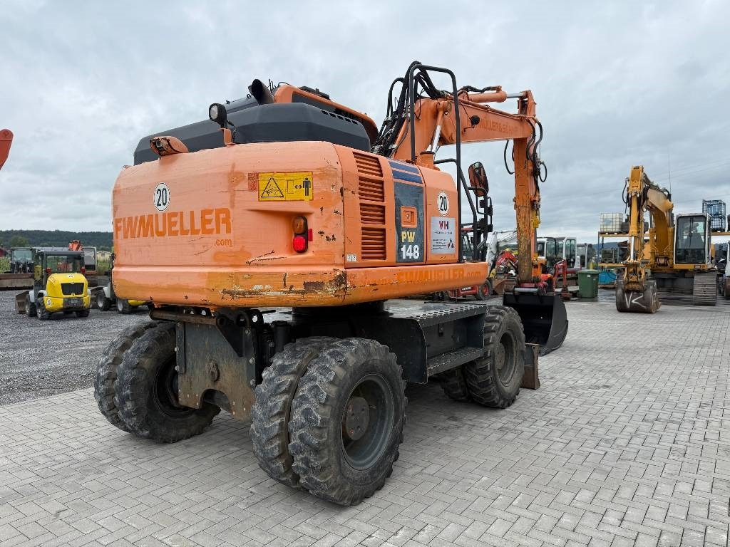 Komatsu PW 148-8 - Pyöräalustainen kaivinkone: kuva Komatsu PW 148-8 - Pyöräalustainen kaivinkone Komatsu PW 148-8 - Pyöräalustainen kaivinkone: kuva Komatsu PW 148-8 - Pyöräalustainen kaivinkone