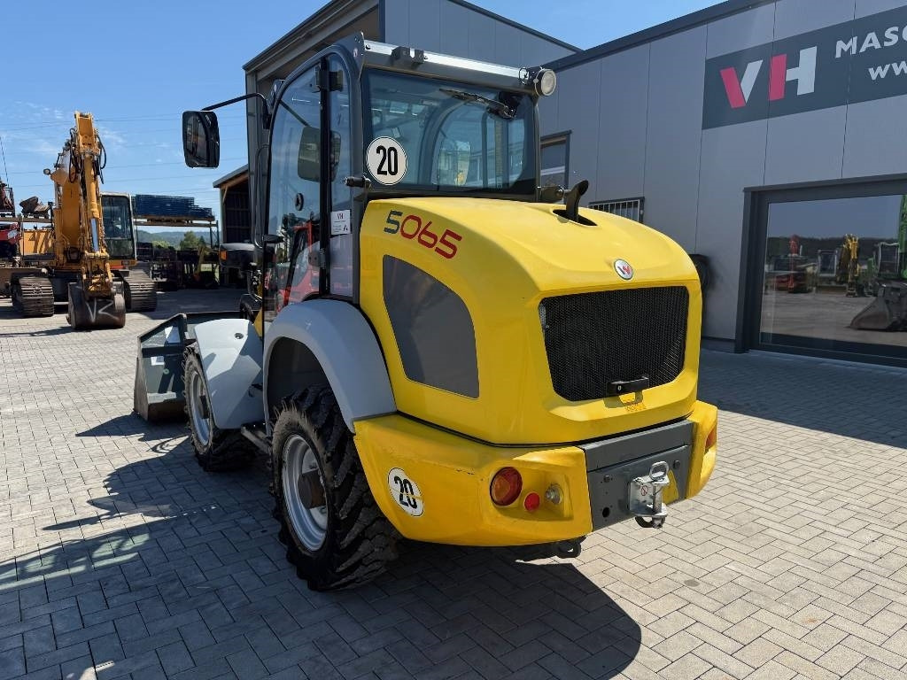 Kramer 5065 - Pyöräkuormaaja: kuva Kramer 5065 - Pyöräkuormaaja Kramer 5065 - Pyöräkuormaaja: kuva Kramer 5065 - Pyöräkuormaaja