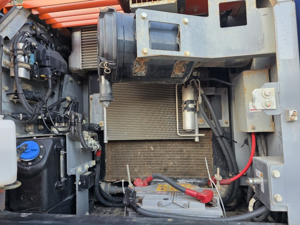 HITACHI ZX140W-6 - Pyöräalustainen kaivinkone: kuva HITACHI ZX140W-6 - Pyöräalustainen kaivinkone HITACHI ZX140W-6 - Pyöräalustainen kaivinkone: kuva HITACHI ZX140W-6 - Pyöräalustainen kaivinkone