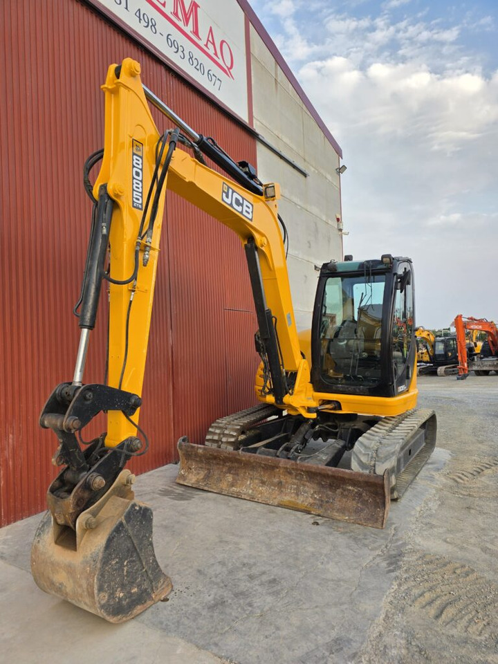 JCB 8085ZTS - Minikuormaaja: kuva  JCB 8085ZTS - Minikuormaaja JCB 8085ZTS - Minikuormaaja: kuva  JCB 8085ZTS - Minikuormaaja