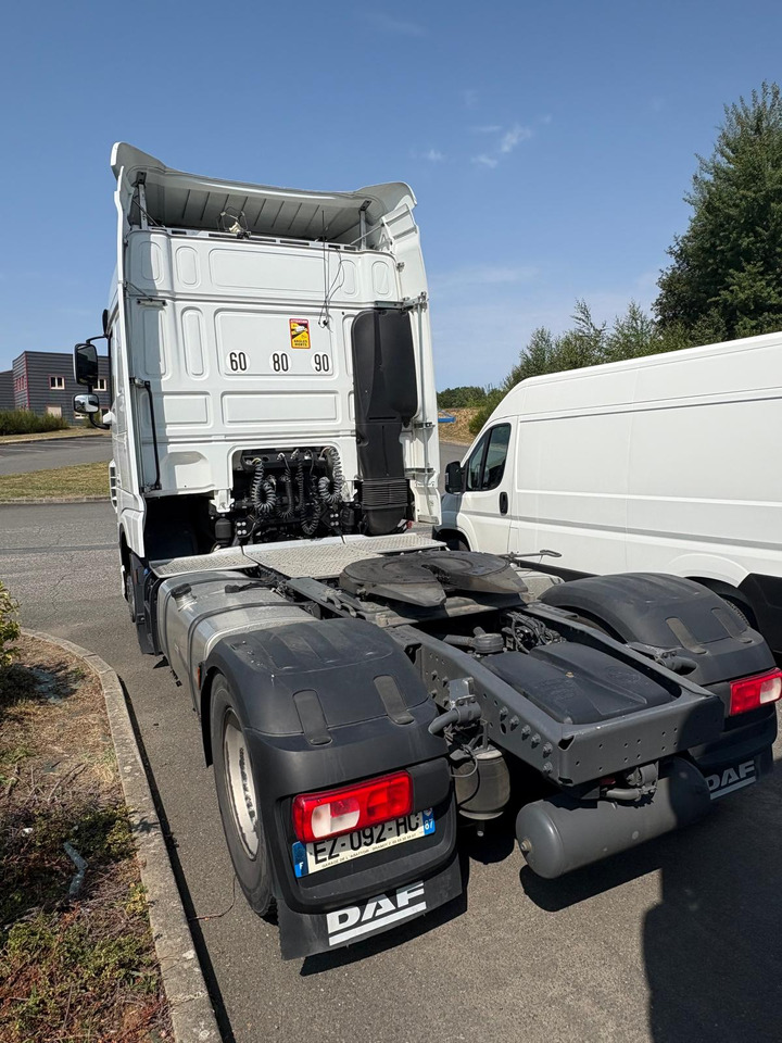 Vetopöytäauto DAF XF480: kuva Vetopöytäauto DAF XF480