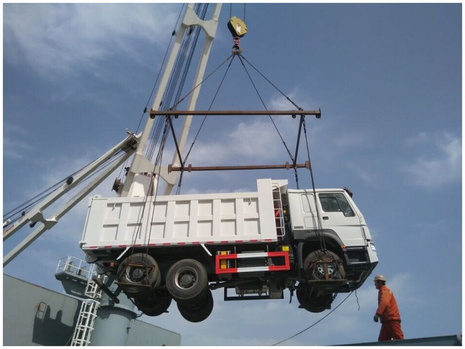 HOWO 6X4 WATER TANK TRUCK HIGH QUALITY 290HP/336HP / 371HP Tipper - Säiliöauto: kuva HOWO 6X4 WATER TANK TRUCK HIGH QUALITY 290HP/336HP / 371HP Tipper - Säiliöauto HOWO 6X4 WATER TANK TRUCK HIGH QUALITY 290HP/336HP / 371HP Tipper - Säiliöauto: kuva HOWO 6X4 WATER TANK TRUCK HIGH QUALITY 290HP/336HP / 371HP Tipper - Säiliöauto