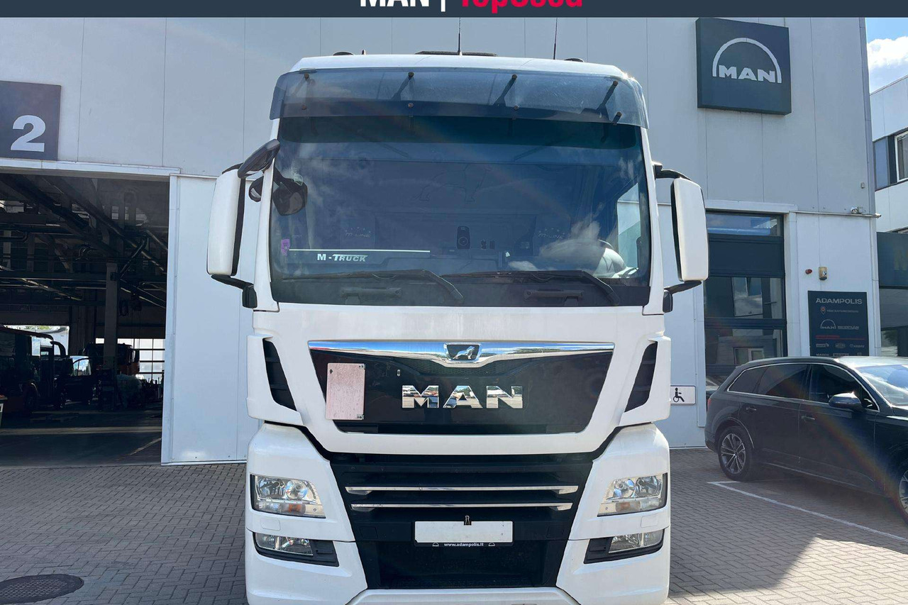 MAN TGX 18.460 XXL cab - Vetopöytäauto: kuva MAN TGX 18.460 XXL cab - Vetopöytäauto MAN TGX 18.460 XXL cab - Vetopöytäauto: kuva MAN TGX 18.460 XXL cab - Vetopöytäauto