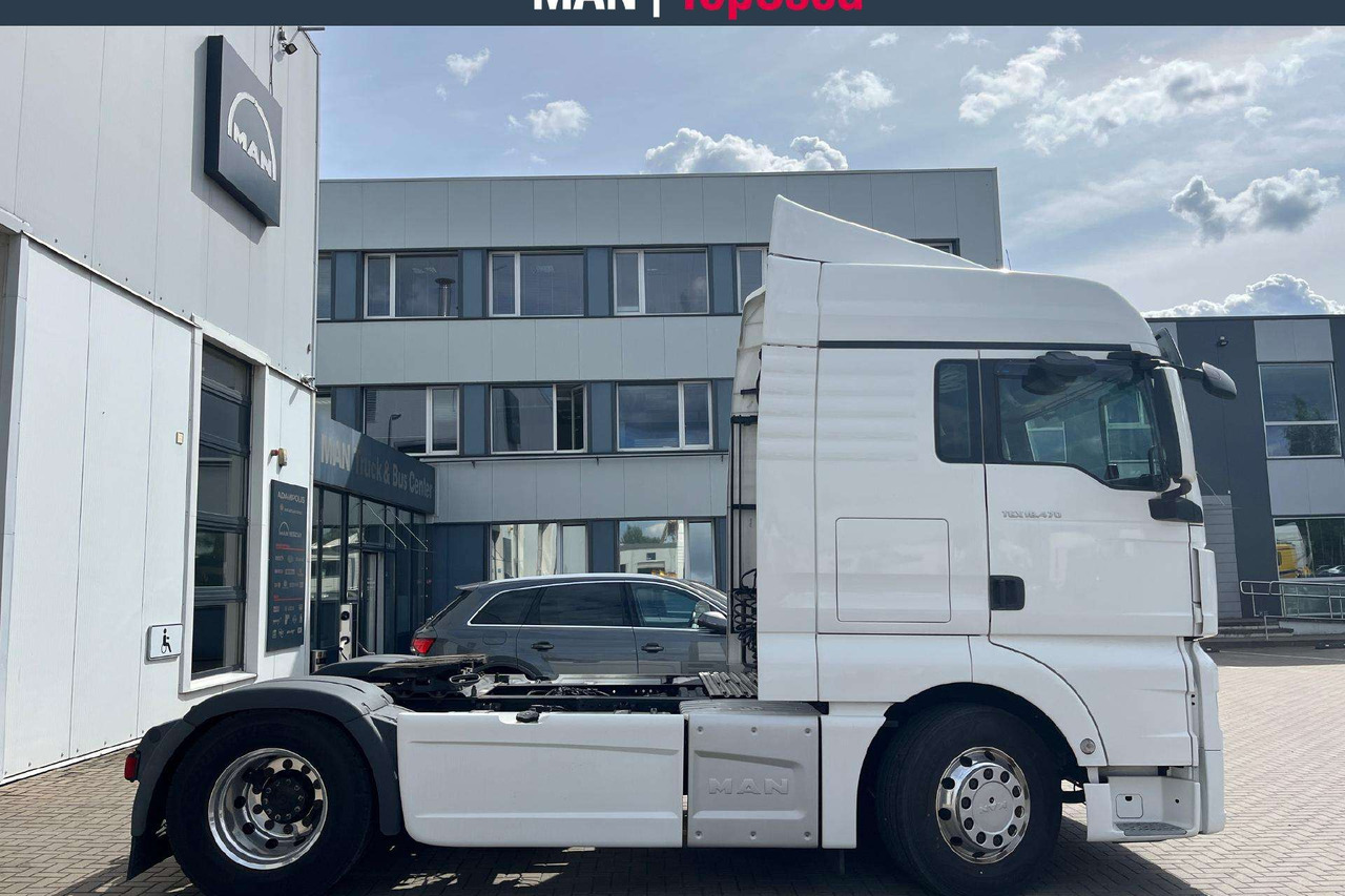 MAN TGX 18.470 4x2 Retarder (8520) - Vetopöytäauto: kuva MAN TGX 18.470 4x2 Retarder (8520) - Vetopöytäauto MAN TGX 18.470 4x2 Retarder (8520) - Vetopöytäauto: kuva MAN TGX 18.470 4x2 Retarder (8520) - Vetopöytäauto