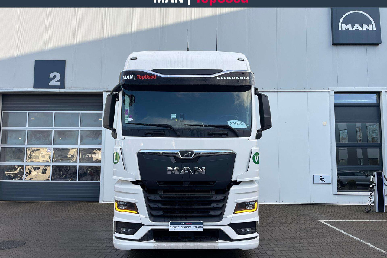 MAN TGX 18.470 GX cab (3360) - Vetopöytäauto: kuva MAN TGX 18.470 GX cab (3360) - Vetopöytäauto MAN TGX 18.470 GX cab (3360) - Vetopöytäauto: kuva MAN TGX 18.470 GX cab (3360) - Vetopöytäauto